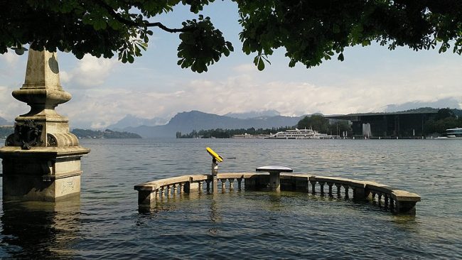 Hochwasser_Aussichtsplattform_Luzern_2021