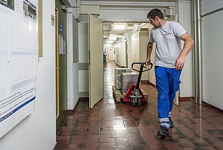 Firmenumzug Basel – professionelle Büro- und Firmenumzüge